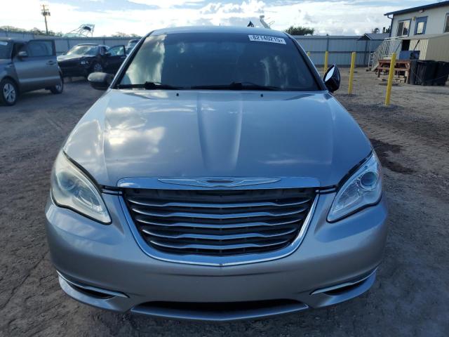 Photo 5 from auction – 2013 CHRYSLER 200 LIMITE with VIN 1C3CCBCG5DN706600