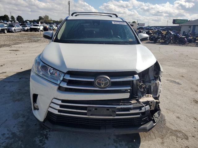 Photo 5 from auction – 2017 TOYOTA HIGHLANDER with VIN 5TDJZRFH6HS397282