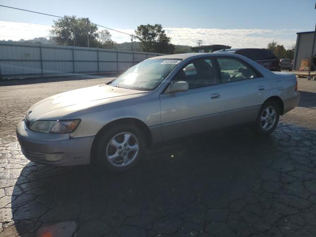 LEXUS ES 300 1997 with VIN JT8BF22G2V0051311 - Photo from auction