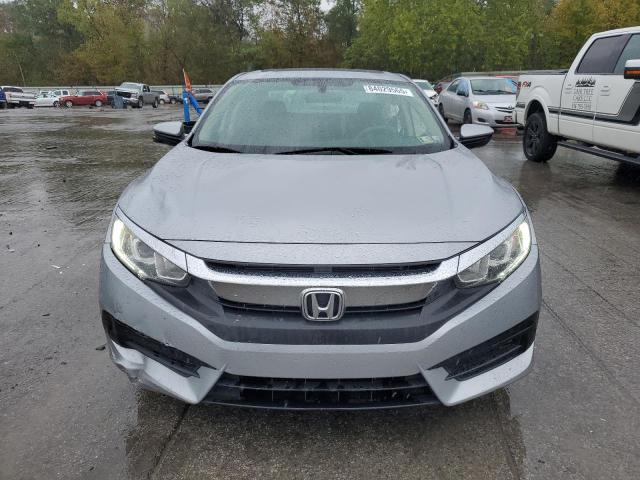 Photo 5 from auction – 2018 HONDA CIVIC EX with VIN 2HGFC2F72JH585194