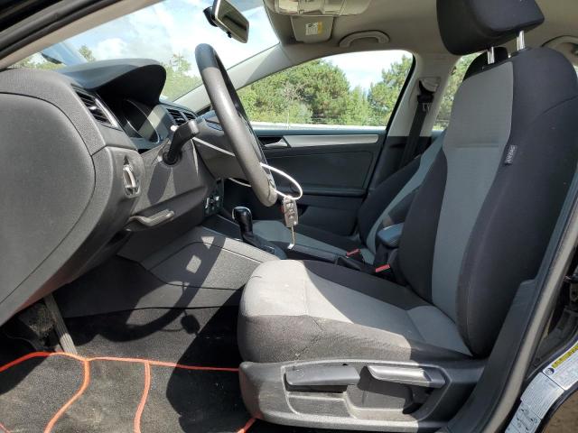 Photo 7 from auction – 2017 VOLKSWAGEN JETTA S with VIN 3VW2B7AJ2HM327931