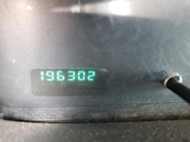 Photo 9 from auction – 2002 DODGE RAM VAN B3 with VIN 2B7LB31Z62K117167
