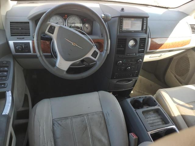 Photo 8 from auction – 2008 CHRYSLER TOWN & COU with VIN 2A8HR54PX8R684496