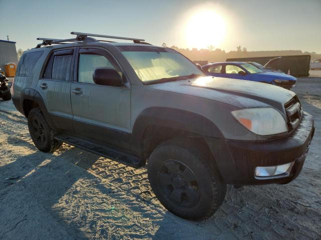 Photo 4 from auction – 2005 TOYOTA 4RUNNER SR with VIN JTEZU14R358039695