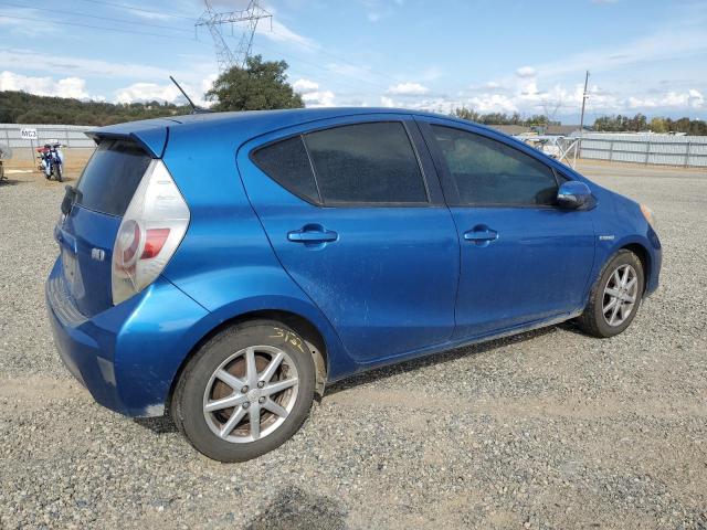 Photo 3 from auction – 2013 TOYOTA PRIUS C with VIN JTDKDTB34D1540313