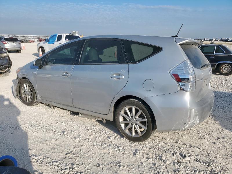 Photo 2 from auction – 2012 TOYOTA PRIUS V with VIN JTDZN3EU1C3020699