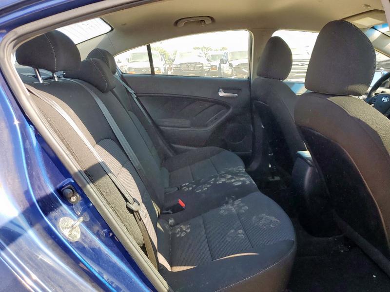 Photo 10 from auction – 2018 KIA FORTE LX with VIN 3KPFK4A72JE178346