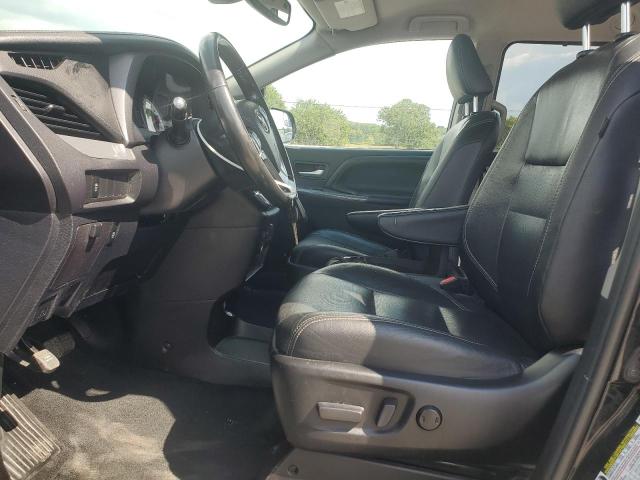 Photo 7 from auction – 2018 TOYOTA SIENNA SE with VIN 5TDXZ3DC1JS961229