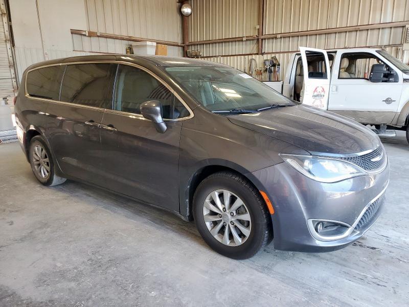 Photo 4 from auction – 2018 CHRYSLER PACIFICA T with VIN 2C4RC1FG4JR280215
