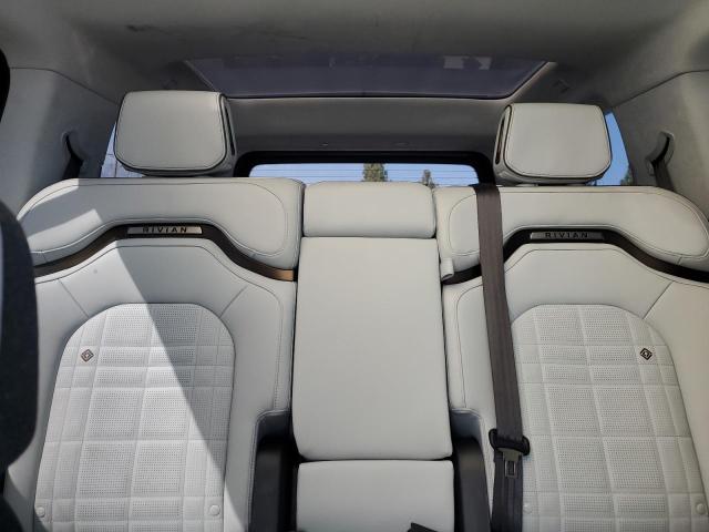Photo 10 from auction – 2025 RIVIAN R1S PREMIUM with VIN 7PDSGCBP8SN064110