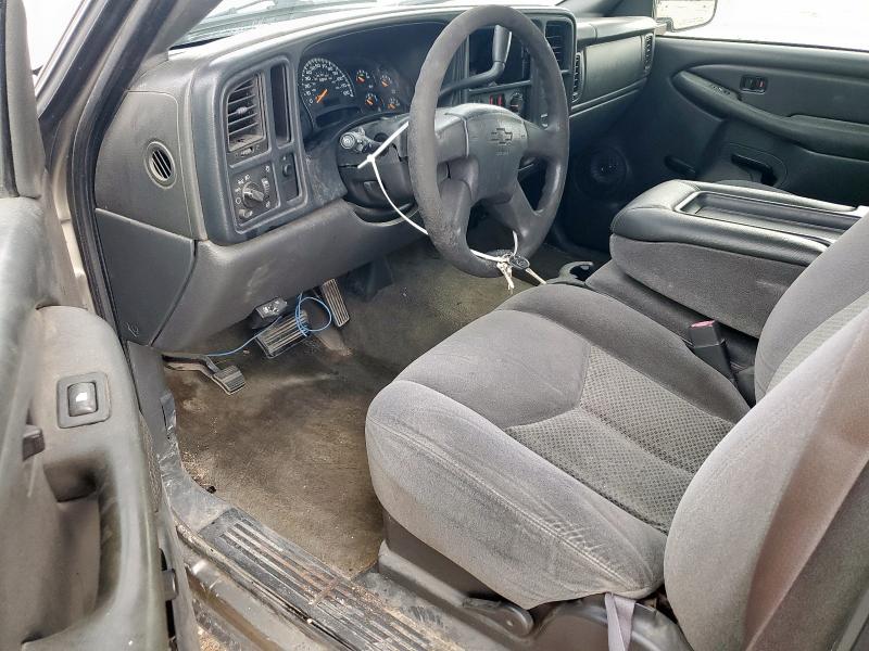 Photo 8 from auction – 2003 CHEVROLET SILVERADO with VIN 1GCEC14X83Z119411
