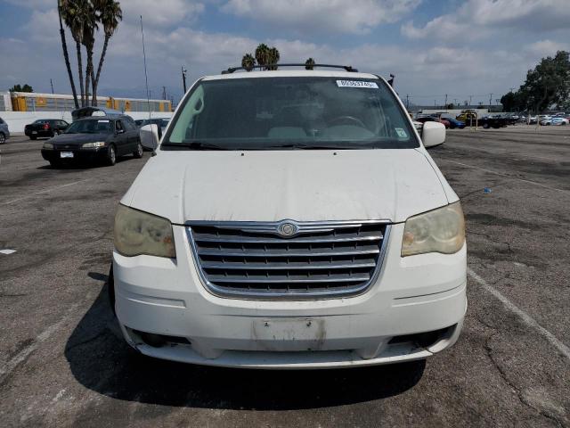 Photo 5 from auction – 2010 CHRYSLER TOWN & COU with VIN 2A4RR5D13AR212924