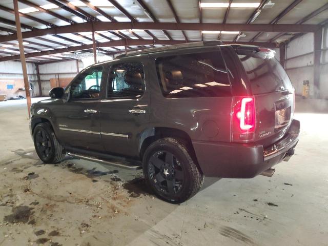 Photo 2 from auction – 2010 GMC YUKON DENA with VIN 1GKUKEEF4AR145100
