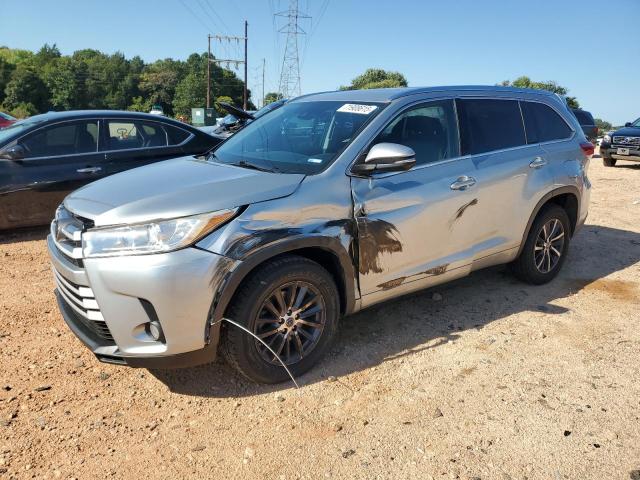 TOYOTA HIGHLANDER 2017 with VIN 5TDKZRFH0HS520112 - Photo from auction