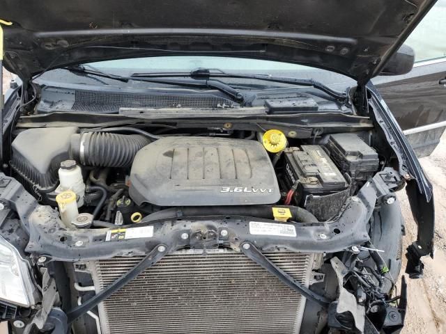 Photo 12 from auction – 2016 CHRYSLER TOWN & COU with VIN 2C4RC1BG2GR292913