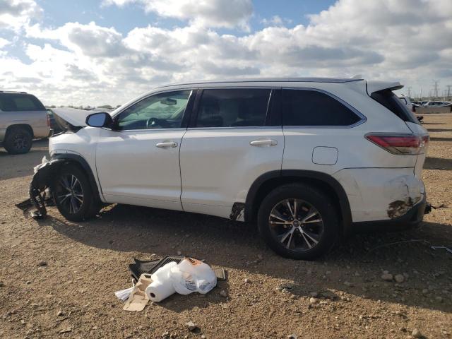 Photo 2 from auction – 2016 TOYOTA HIGHLANDER with VIN 5TDJKRFH7GS318656