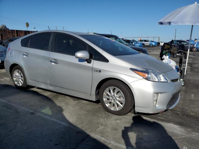Photo 4 from auction – 2015 TOYOTA PRIUS PLUG-IN with VIN JTDKN3DP5F3070572