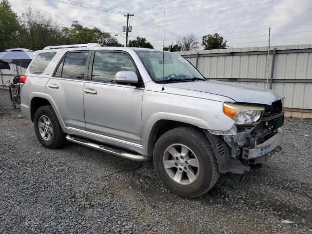Photo 4 from auction – 2010 TOYOTA 4RUNNER SR5 with VIN JTEBU5JRXA5024815