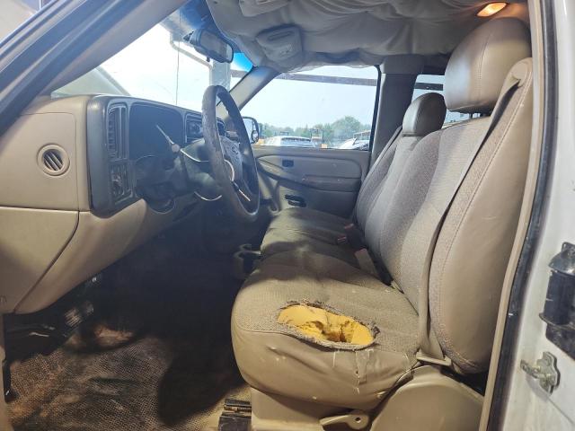 Photo 7 from auction – 2004 CHEVROLET SILVERADO C1500 with VIN 1GCEC19X44Z332690