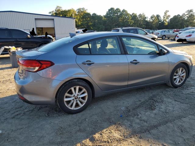 Photo 3 from auction – 2017 KIA FORTE LX with VIN 3KPFL4A73HE143192