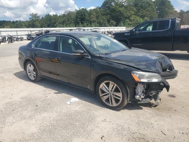 Photo 4 from auction – 2015 VOLKSWAGEN PASSAT SE with VIN 1VWBV7A3XFC018375
