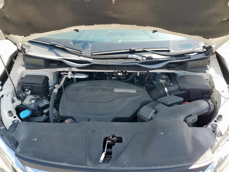 Photo 12 from auction – 2018 HONDA ODYSSEY EL with VIN 5FNRL6H95JB081987