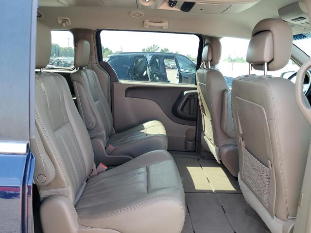 Photo 11 from auction – 2016 CHRYSLER TOWN & COU with VIN 2C4RC1BG0GR228594