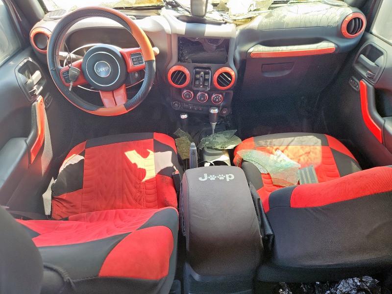 Photo 8 from auction – 2016 JEEP WRANGLER U with VIN 1C4BJWDG0GL170514