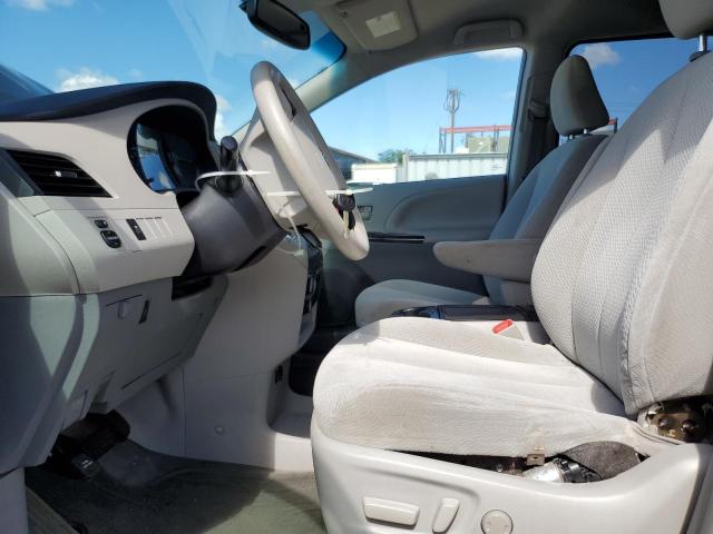Photo 7 from auction – 2014 TOYOTA SIENNA LE with VIN 5TDKK3DC9ES493576