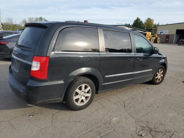 Photo 3 from auction – 2012 CHRYSLER TOWN & COU with VIN 2C4RC1BG3CR133702