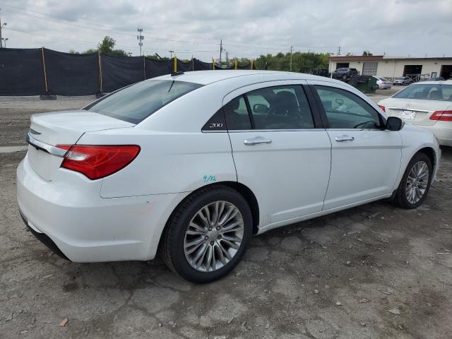 Photo 3 from auction – 2013 CHRYSLER 200 LIMITE with VIN 1C3CCBCG7DN598237