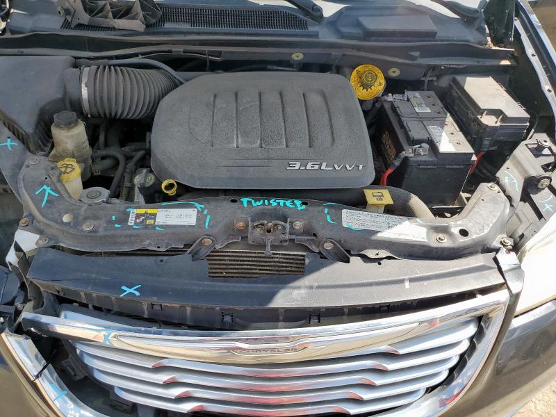 Photo 12 from auction – 2014 CHRYSLER TOWN & COU with VIN 2C4RC1BG7ER207075