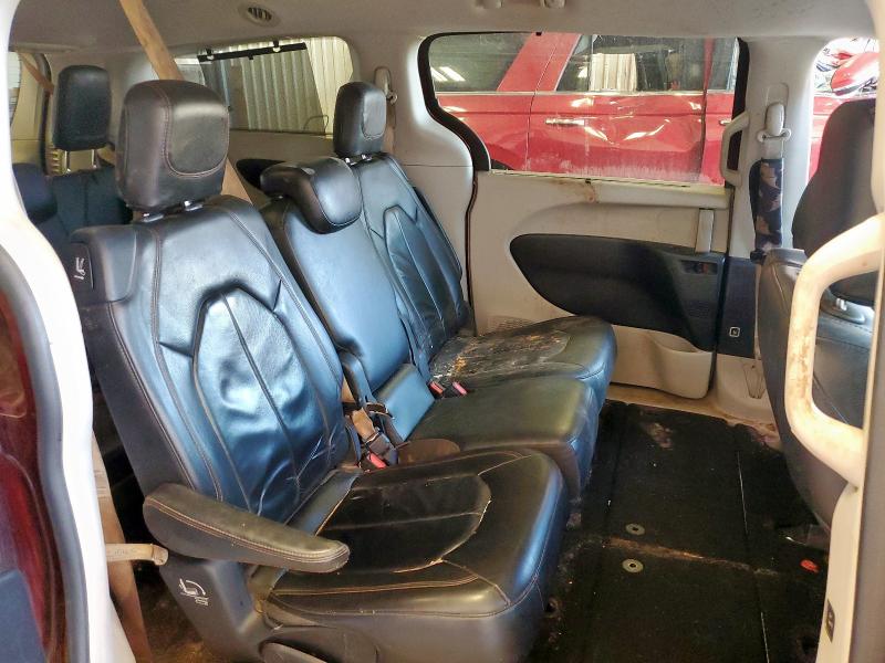 Photo 11 from auction – 2017 CHRYSLER PACIFICA T with VIN 2C4RC1BG1HR584683