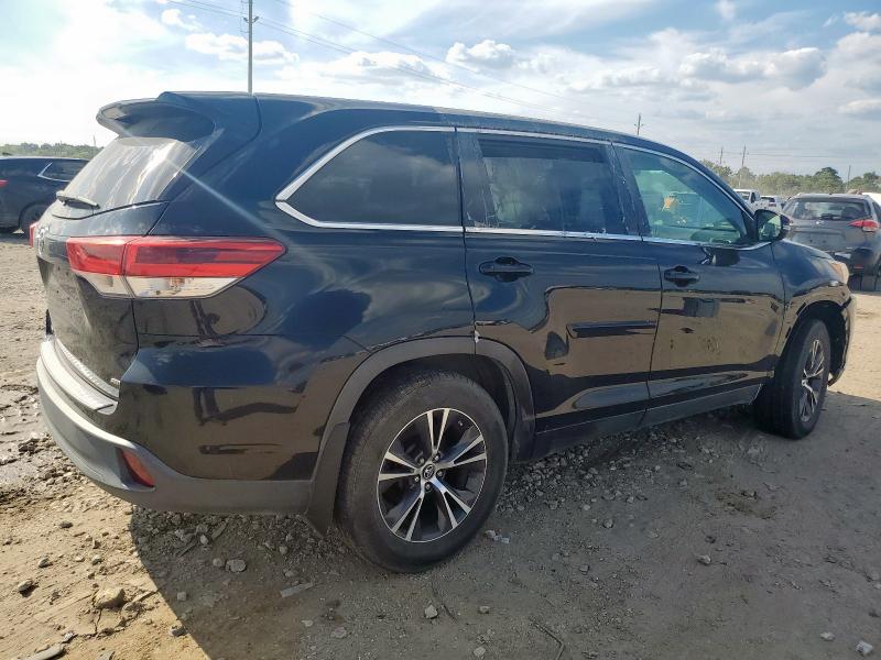 Photo 3 from auction – 2019 TOYOTA HIGHLANDER with VIN 5TDBZRFH1KS930876