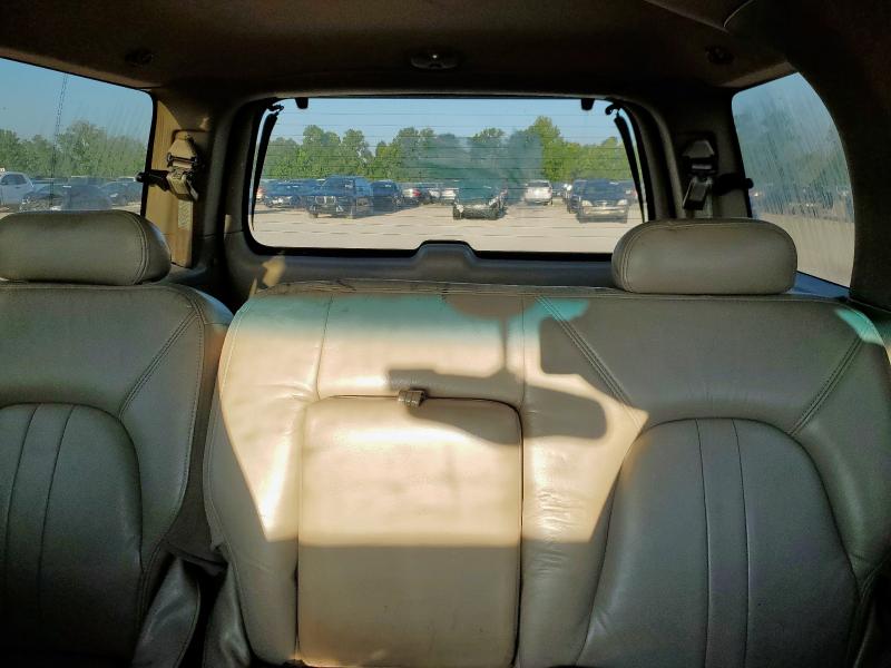 Photo 10 from auction – 2001 FORD EXPEDITION EDDIE BAUER with VIN 1FMRU17L01LA85578