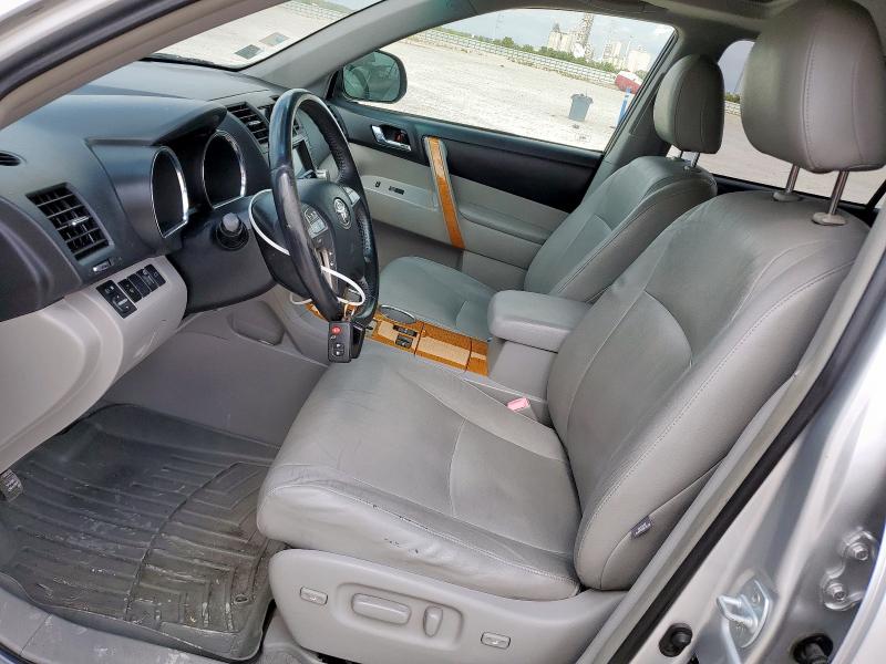Photo 7 from auction – 2010 TOYOTA HIGHLANDER with VIN JTEJW3EH3A2045809