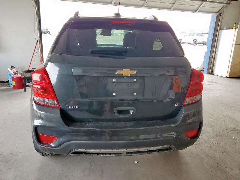 Photo 6 from auction – 2018 CHEVROLET TRAX 1LT with VIN 3GNCJLSBXJL350922