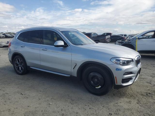 Photo 4 from auction – 2020 BMW X3 XDRIVE30E with VIN 5UXTS1C03L9D35098