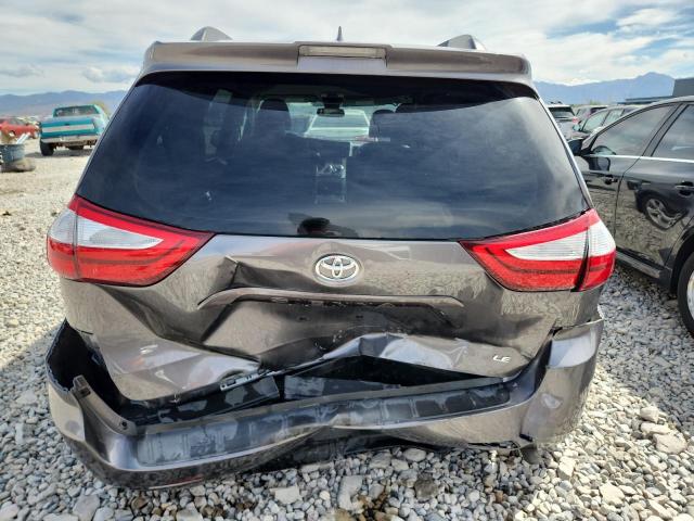 Photo 6 from auction – 2018 TOYOTA SIENNA LE with VIN 5TDKZ3DC3JS920966