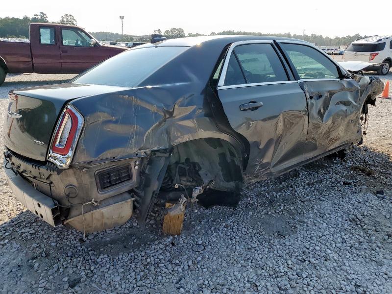 Photo 3 from auction – 2016 CHRYSLER 300 LIMITE with VIN 2C3CCAAG3GH321093