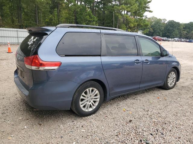 Photo 3 from auction – 2014 TOYOTA SIENNA XLE with VIN 5TDYK3DC9ES525033