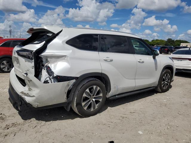 Photo 3 from auction – 2024 TOYOTA HIGHLANDER with VIN 5TDKDRAH3RS545240