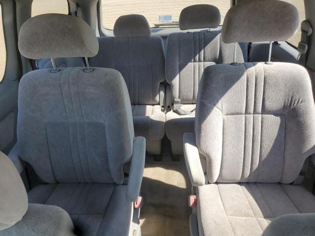 Photo 10 from auction – 2000 TOYOTA SIENNA LE with VIN 4T3ZF13C1YU180159