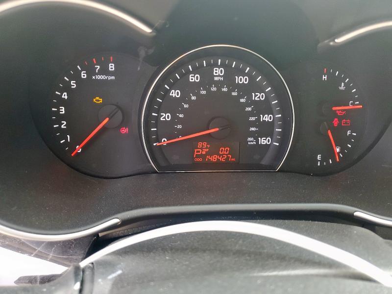 Photo 9 from auction – 2015 KIA SORENTO LX with VIN 5XYKT3A67FG652136