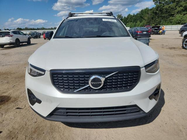 Photo 5 from auction – 2023 VOLVO XC40 PLUS with VIN YV4L12UW2P2049894