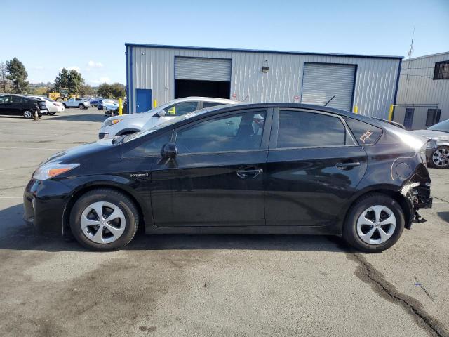 TOYOTA PRIUS 2015 z numerem VIN JTDKN3DU0F0463161 - Zdjęcie z aukcji