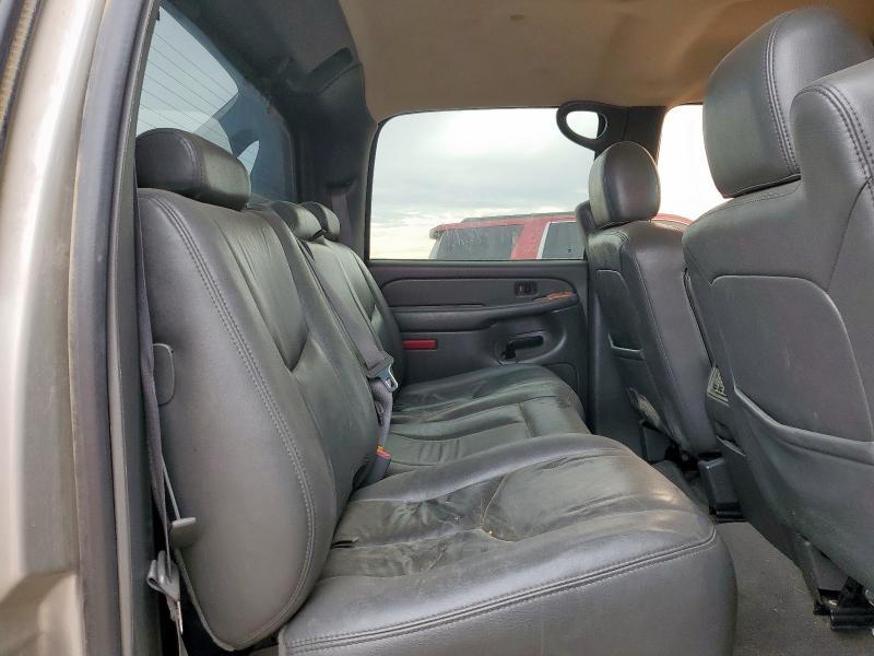 Photo 10 from auction – 2004 CHEVROLET AVALANCHE with VIN 3GNEC12T04G111408