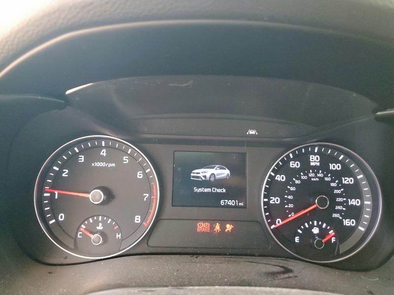 Photo 9 from auction – 2019 KIA FORTE FE with VIN 3KPF24AD2KE063155