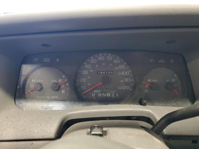 Photo 9 from auction – 2001 MERCURY GRAND MARQ with VIN 2MEFM74W41X693226