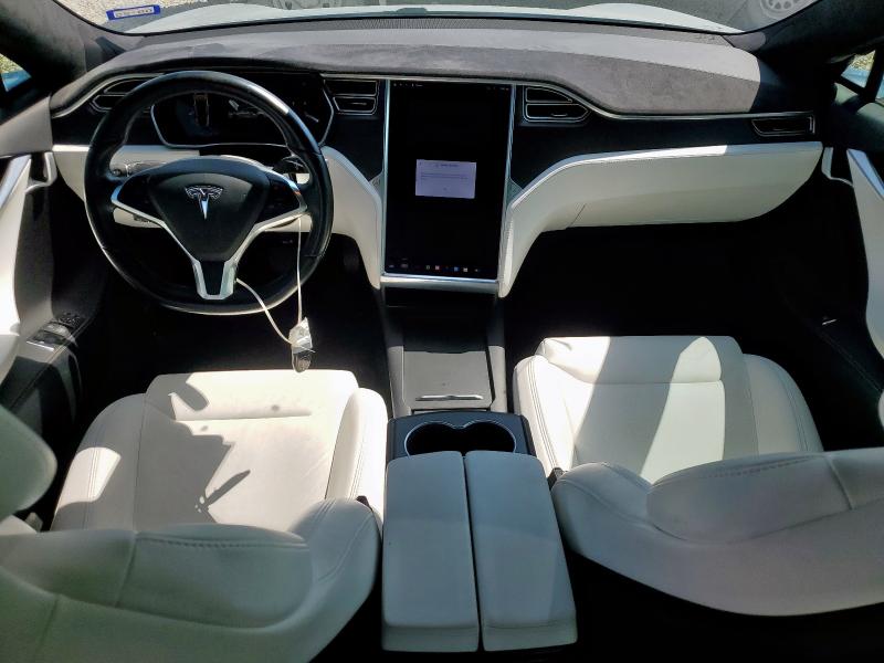 Photo 8 from auction – 2017 TESLA MODEL S with VIN 5YJSA1E25HF193295